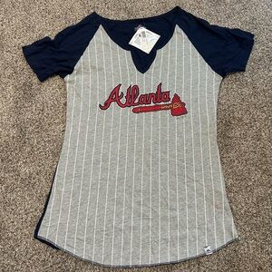 NWT Atlanta Braves MLB Womens Raglan Shirt - Gray and Navy